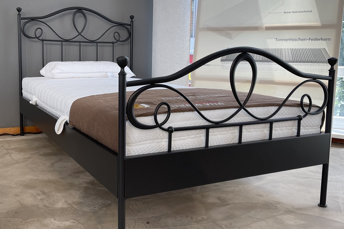 Eisenbett-Einzelbett-dunkel-mit-FussteilEf016rjgMxsAf Eisen Bettgestell