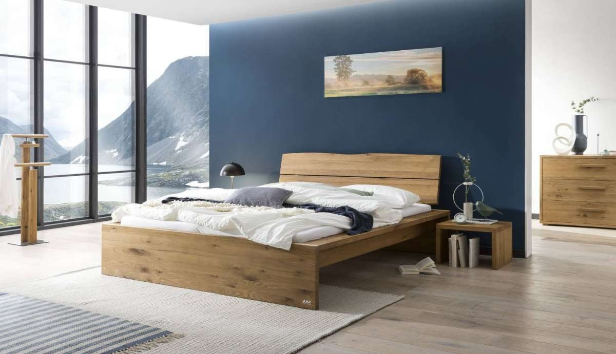 Massivholzbettgestell aus Wildeiche – Natur trifft Design