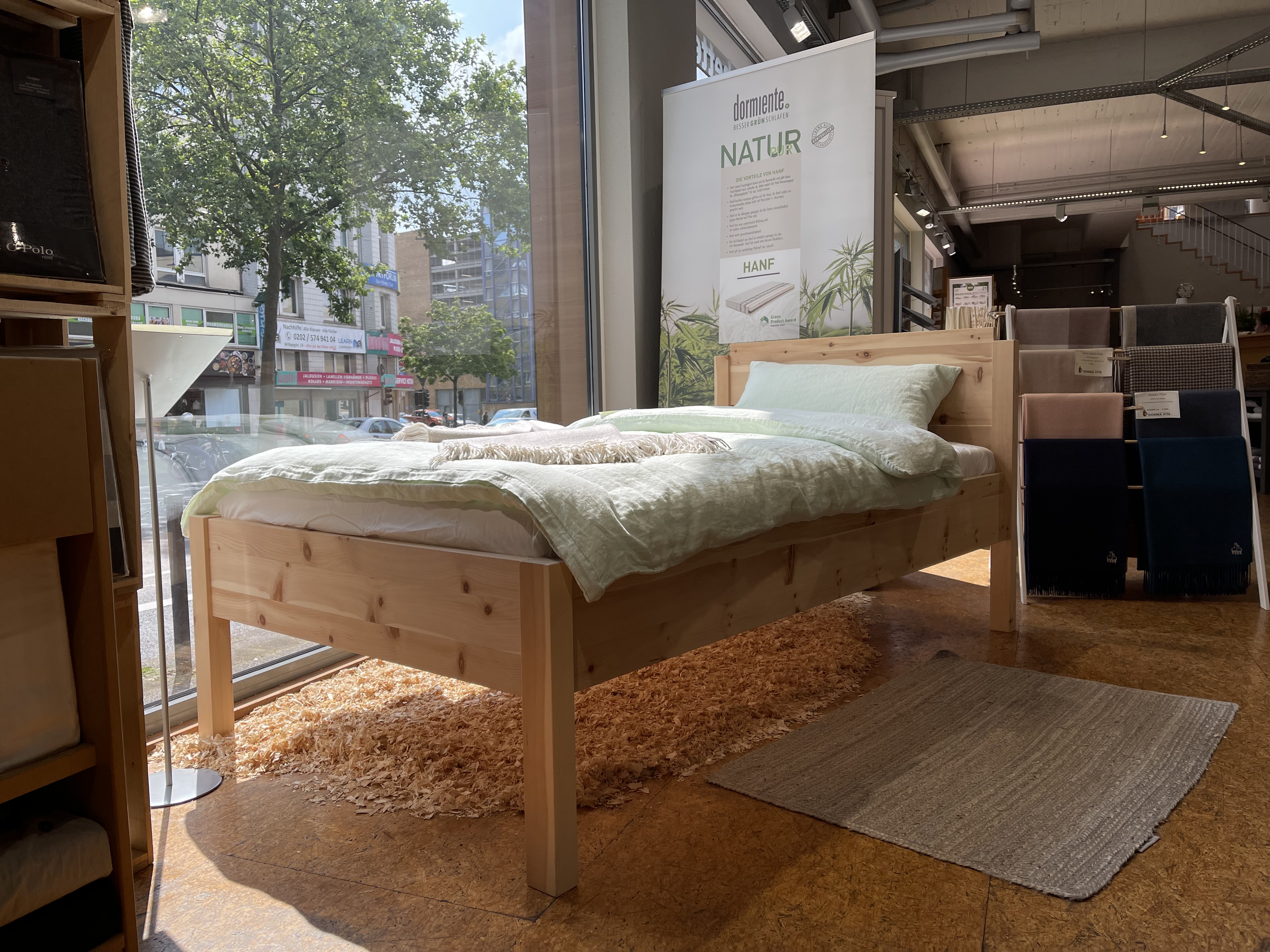 natuerlicher-Schlaf-durch-Zirbe