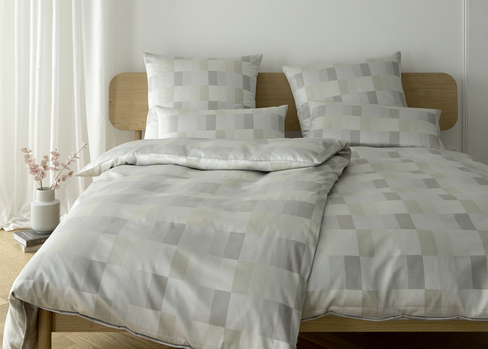 buntgewebter Jacquard-Satin