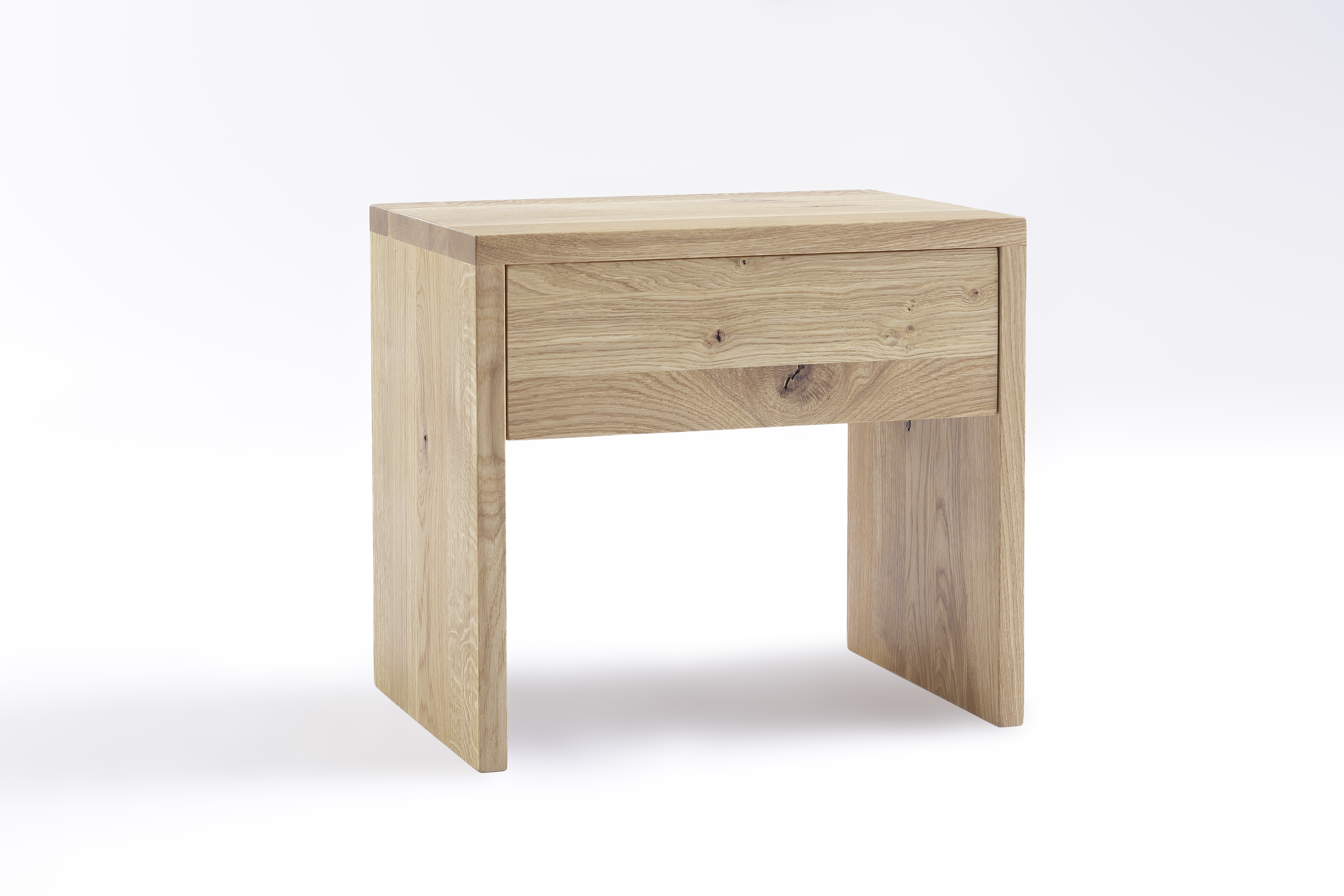 Nachttisch mit einer Schublade