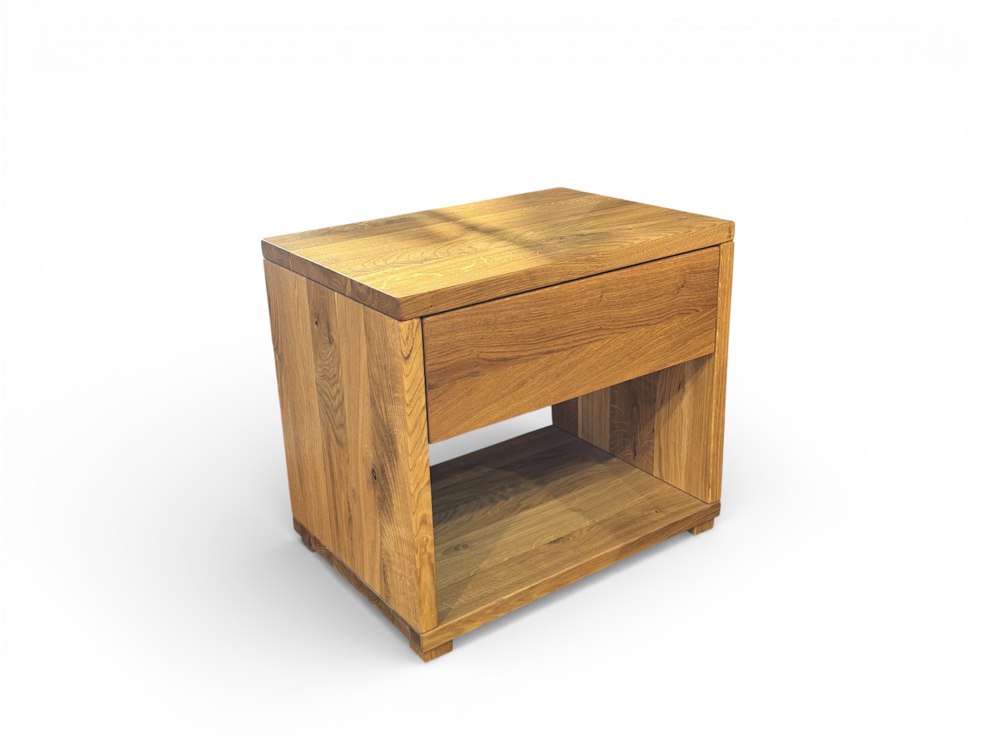 Nachttisch mit einer Schublade und Bodenplatte